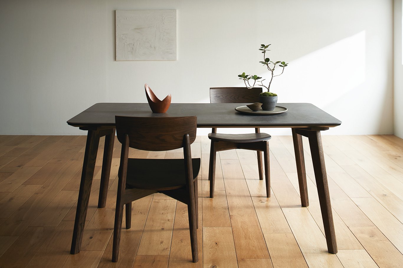 後悔したくない人必見】セラミックテーブルの失敗しない選び方を徹底