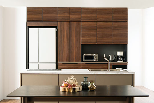 キッチンの背面収納はどう選ぶ？ 楽しいキッチンライフの作り方